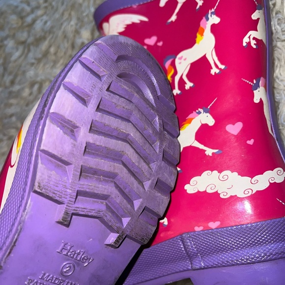 Pink unicorn Hatley Rainboots - Picture 5 of 6